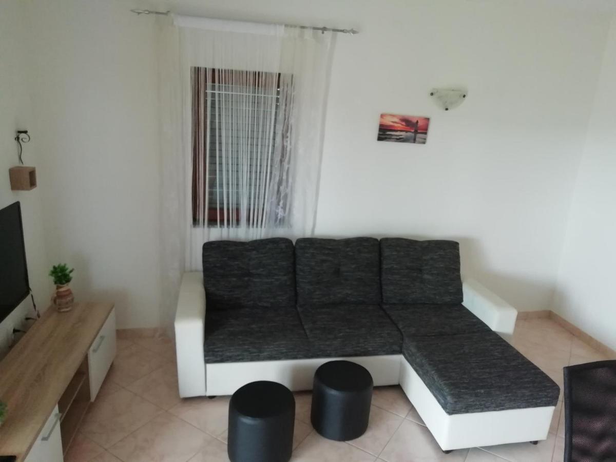 Vacation Home Katarina ニン エクステリア 写真